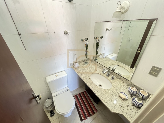 Imagem Sobrado com 6 Quartos à Venda, 223 m² em Jardim Virgínia - Guarujá Imagem Sobrado com 6 Quartos à Venda, 223 m² em Jardim Virgínia - Guarujá