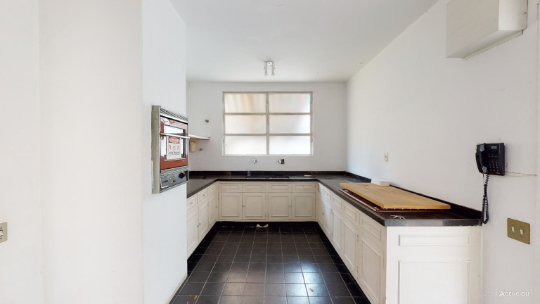Casa com 7 Quartos à Venda, 380 m² em Vila Madalena - São Paulo