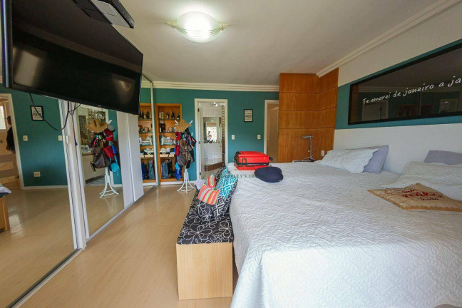 Imagem Casa com 4 Quartos à Venda, 340 m² em Itaipu - Niterói Imagem Casa com 4 Quartos à Venda, 340 m² em Itaipu - Niterói