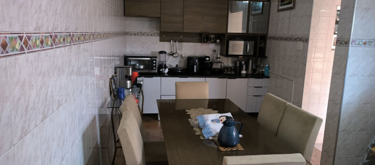 Imagem Casa com 3 Quartos à Venda, 250 m² em Laranjeiras - Caieiras Imagem Casa com 3 Quartos à Venda, 250 m² em Laranjeiras - Caieiras