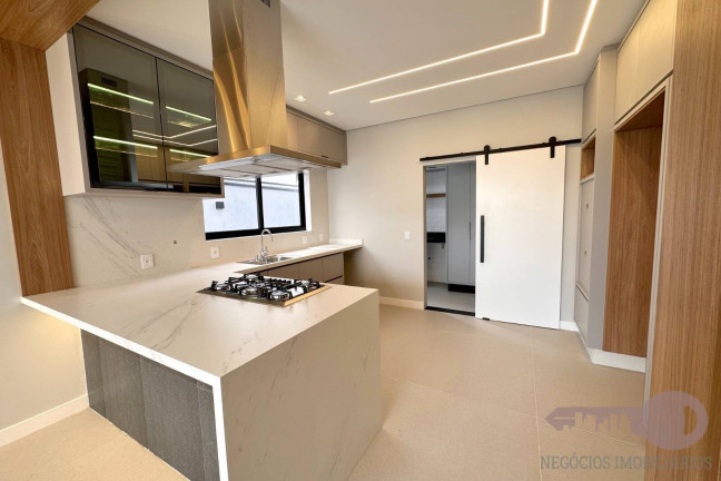 Imagem Casa de Condomínio com 4 Quartos à Venda, 312 m² em Sorocaba