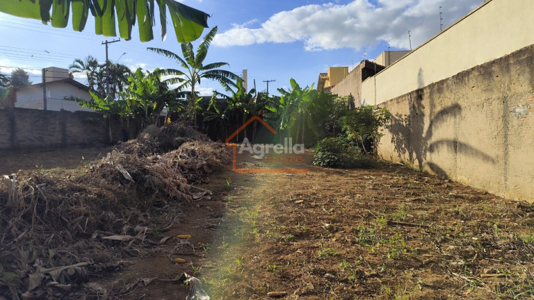 Imagem Terreno à Venda, 338 m² em Parque Residencial Cambuí - Mogi Guaçu Imagem Terreno à Venda, 338 m² em Parque Residencial Cambuí - Mogi Guaçu