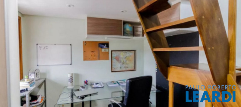Imagem Sobrado com 3 Quartos à Venda, 270 m² em Vila Guiomar - Santo André Imagem Sobrado com 3 Quartos à Venda, 270 m² em Vila Guiomar - Santo André