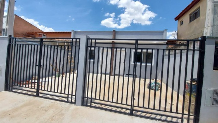 Casa de Condomínio com 2 Quartos à Venda, 50 m² em Jardim Santa Madre Paulina - Sorocaba