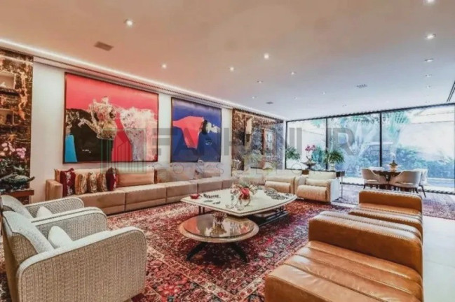 Imagem Casa com 6 Quartos à Venda, 1.300 m² em Jardim Europa - São Paulo Imagem Casa com 6 Quartos à Venda, 1.300 m² em Jardim Europa - São Paulo