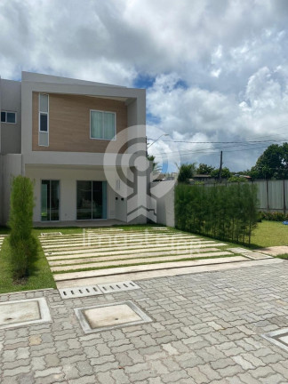 Casa com 3 Quartos à Venda, 92 m² em Urucunema - Eusébio