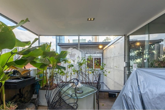 Imagem Casa com 3 Quartos à Venda, 200 m² em Vila Nova Conceição - São Paulo Imagem Casa com 3 Quartos à Venda, 200 m² em Vila Nova Conceição - São Paulo