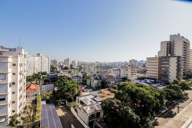Imagem Imóvel com 3 Quartos à Venda, 98 m² em Petrópolis - Porto Alegre Imagem Imóvel com 3 Quartos à Venda, 98 m² em Petrópolis - Porto Alegre