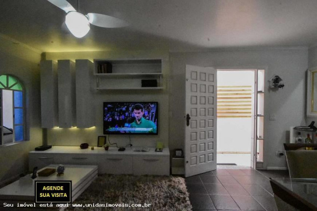 Imagem Casa com 4 Quartos à Venda, 160 m² em Interlagos - São Paulo