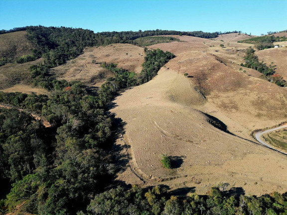 Imagem Fazenda à Venda, 258 m² em Poços De Caldas Imagem Fazenda à Venda, 258 m² em Poços De Caldas