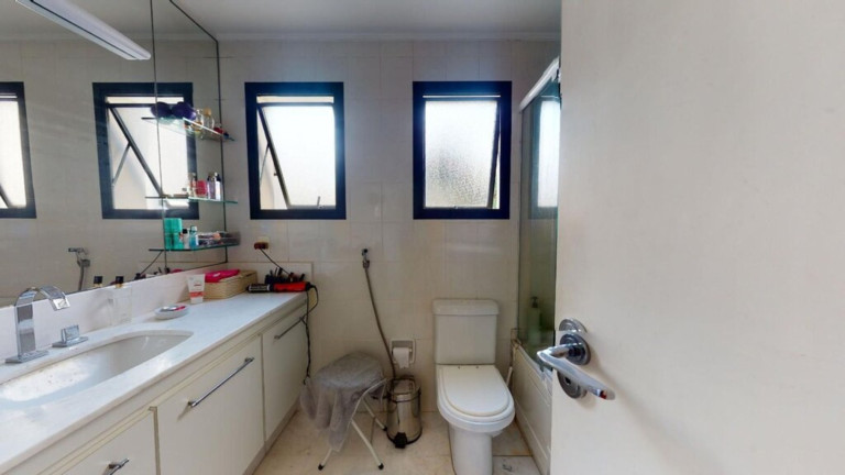 Imagem Apartamento com 4 Quartos à Venda, 172 m² em Campo Belo - São Paulo