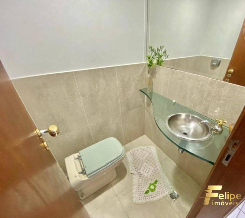 Imagem Imóvel com 4 Quartos à Venda, 180 m² em Centro - Guarapari