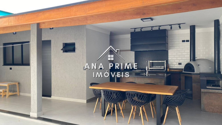 Imagem Casa com 3 Quartos à Venda, 210 m² em Jardim Oriente - São José Dos Campos