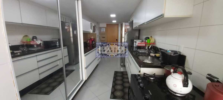 Imagem Cobertura com 4 Quartos à Venda, 239 m² em Freguesia (jacarepaguá) - Rio De Janeiro Imagem Cobertura com 4 Quartos à Venda, 239 m² em Freguesia (jacarepaguá) - Rio De Janeiro