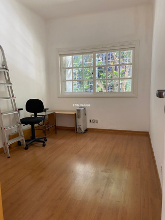 Imagem Casa com 4 Quartos à Venda, 165 m² em Itaim Bibi - São Paulo Imagem Casa com 4 Quartos à Venda, 165 m² em Itaim Bibi - São Paulo