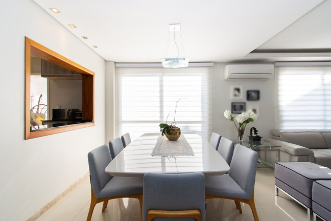 Imagem Casa com 4 Quartos à Venda, 250 m² em São José - Canoas Imagem Casa com 4 Quartos à Venda, 250 m² em São José - Canoas