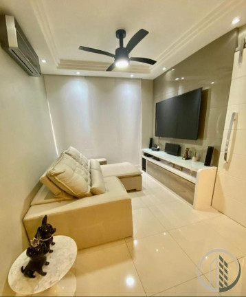 Imagem Apartamento com 2 Quartos à Venda, 77 m² em Encruzilhada - Santos