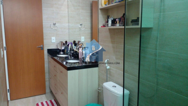 Imagem Casa com 6 Quartos à Venda, 300 m² em Adrianópolis - Manaus Imagem Casa com 6 Quartos à Venda, 300 m² em Adrianópolis - Manaus