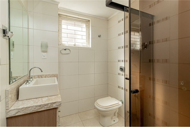 Imagem Imóvel com 2 Quartos à Venda, em Tristeza - Porto Alegre Imagem Imóvel com 2 Quartos à Venda, em Tristeza - Porto Alegre