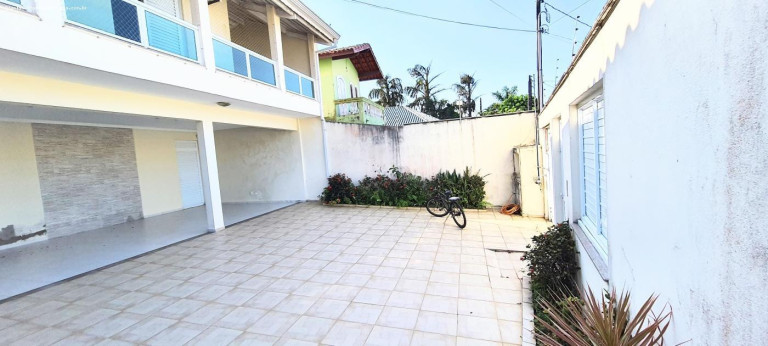 Imagem Casa com 4 Quartos à Venda, 295 m² em Cidade Nova Peruíbe - Peruíbe