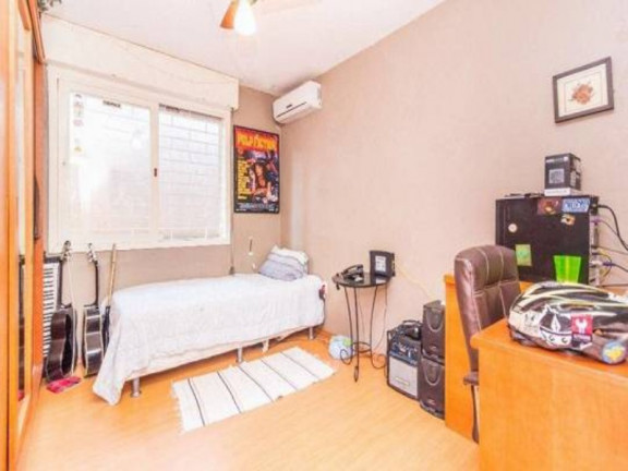 Imagem Casa com 3 Quartos à Venda, 146 m² em Jardim Itu - Porto Alegre