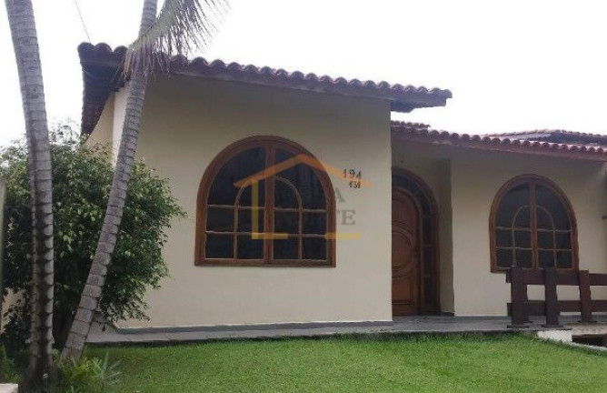 Casa com 4 Quartos à Venda, 450 m² em Tremembé - São Paulo