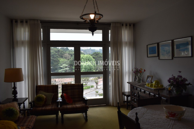 Imagem Imóvel com 2 Quartos à Venda, 94 m² em Região De Capivari - Campos Do Jordão Imagem Imóvel com 2 Quartos à Venda, 94 m² em Região De Capivari - Campos Do Jordão