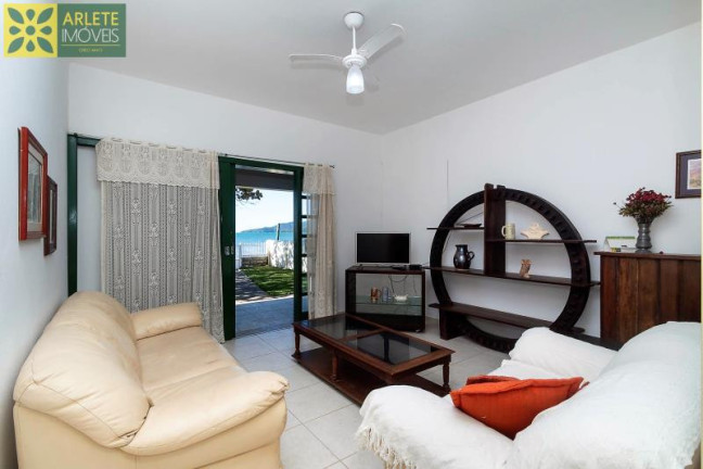 Imagem Casa com 3 Quartos para Alugar ou Temporada, 180 m² em Balneário Perequê - Porto Belo Imagem Casa com 3 Quartos para Alugar ou Temporada, 180 m² em Balneário Perequê - Porto Belo