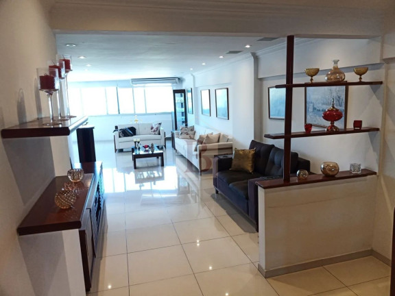 Imagem Imóvel com 4 Quartos à Venda, 243 m² em Icaraí - Niterói