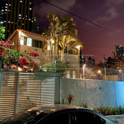 Casa com 12 Quartos à Venda, 435 m² em Ponta Negra - Natal