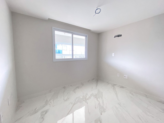 Imagem Imóvel com 2 Quartos à Venda, 65 m² em Centro - Guarapari Imagem Imóvel com 2 Quartos à Venda, 65 m² em Centro - Guarapari