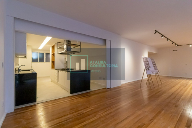 Imagem Imóvel com 4 Quartos à Venda, 330 m² em Copacabana - Rio De Janeiro