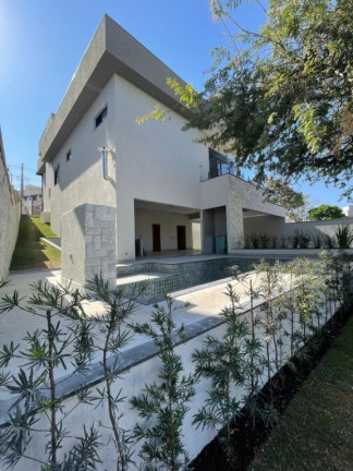 Imagem Sobrado com 4 Quartos à Venda, 319 m² em Condomínio Do Lago - Goiânia Imagem Sobrado com 4 Quartos à Venda, 319 m² em Condomínio Do Lago - Goiânia