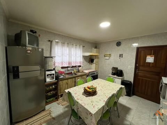 Imagem Casa com 3 Quartos à Venda, 69 m²