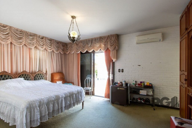 Imagem Casa com 3 Quartos à Venda, em Santa Tereza - Porto Alegre Imagem Casa com 3 Quartos à Venda, em Santa Tereza - Porto Alegre