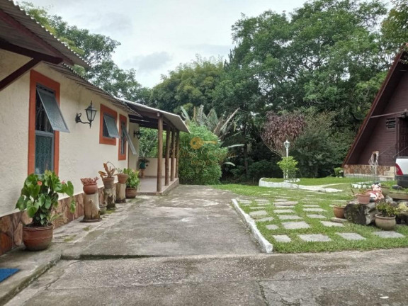 Imagem Chácara com 6 Quartos à Venda, 211 m² em Campo Limpo - Teresópolis Imagem Chácara com 6 Quartos à Venda, 211 m² em Campo Limpo - Teresópolis