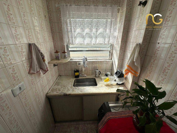 Imagem Kitnet com 1 Quarto à Venda, 30 m² em Vila Guilhermina - Praia Grande Imagem Kitnet com 1 Quarto à Venda, 30 m² em Vila Guilhermina - Praia Grande