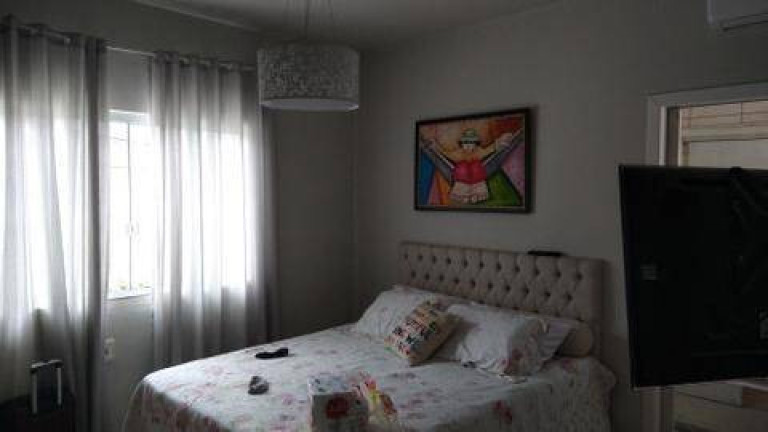 Imagem Casa com 3 Quartos à Venda, em Centro - São José Imagem Casa com 3 Quartos à Venda, em Centro - São José
