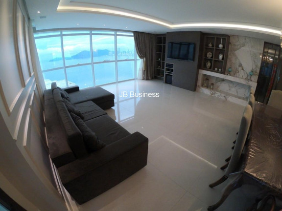 Imagem Imóvel com 4 Quartos à Venda, 234 m² em Centro - Balneário Camboriú Imagem Imóvel com 4 Quartos à Venda, 234 m² em Centro - Balneário Camboriú