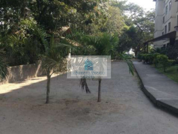 Imagem Imóvel com 2 Quartos à Venda, 50 m² em Camorim - Rio De Janeiro Imagem Imóvel com 2 Quartos à Venda, 50 m² em Camorim - Rio De Janeiro