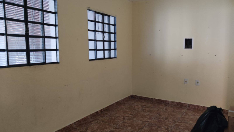 Imagem Casa com 4 Quartos à Venda, 175 m² em Parque Das Paineiras - Sorocaba Imagem Casa com 4 Quartos à Venda, 175 m² em Parque Das Paineiras - Sorocaba