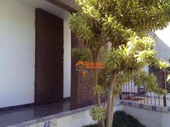 Imagem Casa com 3 Quartos à Venda, 250 m² em Jardim Cumbica - Guarulhos Imagem Casa com 3 Quartos à Venda, 250 m² em Jardim Cumbica - Guarulhos