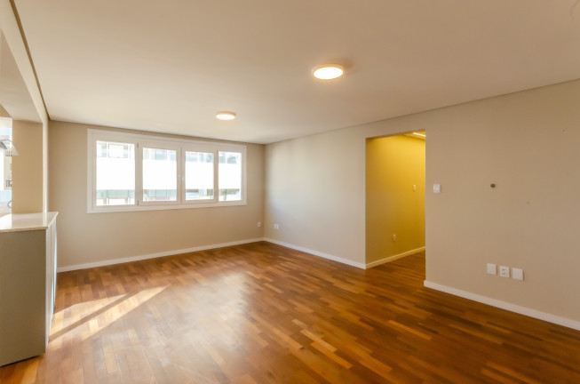 Imagem Imóvel com 3 Quartos à Venda, 108 m² em Três Figueiras - Porto Alegre