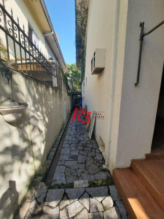 Imagem Casa com 5 Quartos à Venda, 300 m² em Gonzaga - Santos Imagem Casa com 5 Quartos à Venda, 300 m² em Gonzaga - Santos