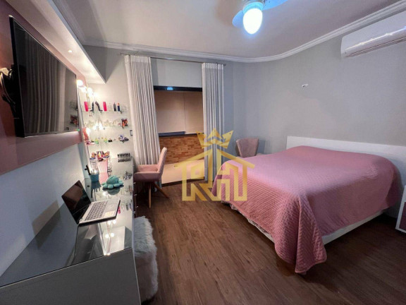 Imagem Sobrado com 4 Quartos à Venda, 200 m² em Vila Guilhermina - Praia Grande Imagem Sobrado com 4 Quartos à Venda, 200 m² em Vila Guilhermina - Praia Grande
