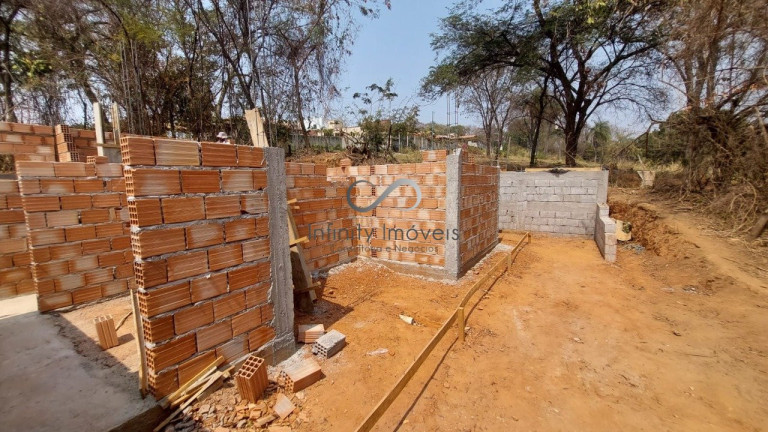 Imagem Casa com 3 Quartos à Venda, 360 m² em Bela Emilia - Lagoa Santa