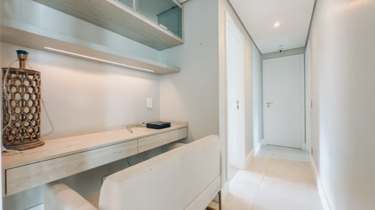 Imagem Apartamento com 3 Quartos à Venda, 143 m² em Moema - São Paulo