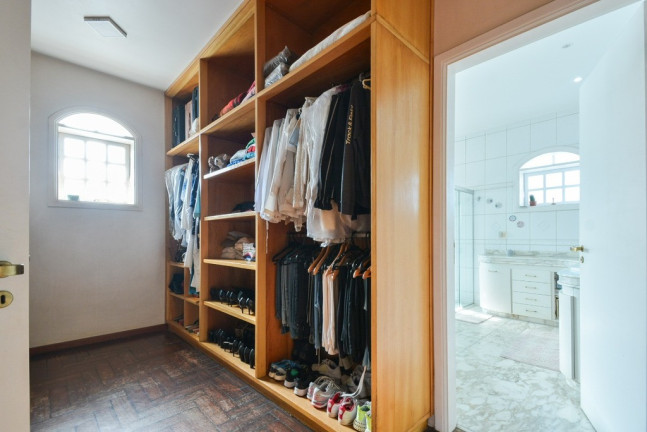 Imagem Casa com 4 Quartos à Venda, 450 m² em Caxingui - São Paulo