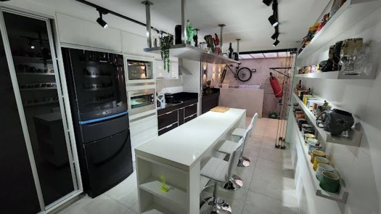Imagem Imóvel com 2 Quartos à Venda, em Capela Do Socorro - São Paulo Imagem Imóvel com 2 Quartos à Venda, em Capela Do Socorro - São Paulo