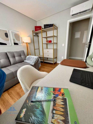 Imagem Apartamento com 2 Quartos à Venda, 93 m² em Centro - Florianópolis Imagem Apartamento com 2 Quartos à Venda, 93 m² em Centro - Florianópolis